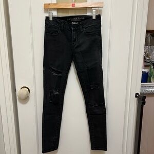 American eagle distressed jeggings